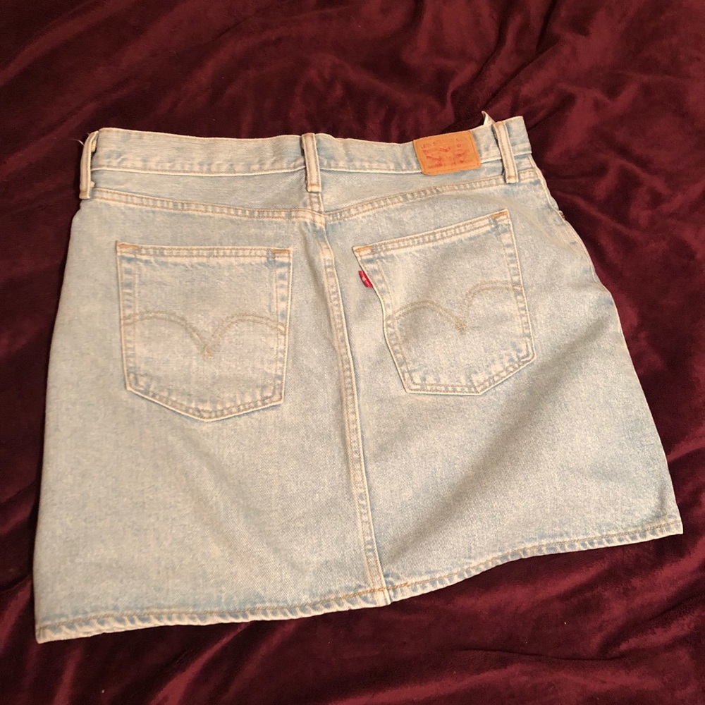 Levi’s Denim Light Wash Mini Skirt